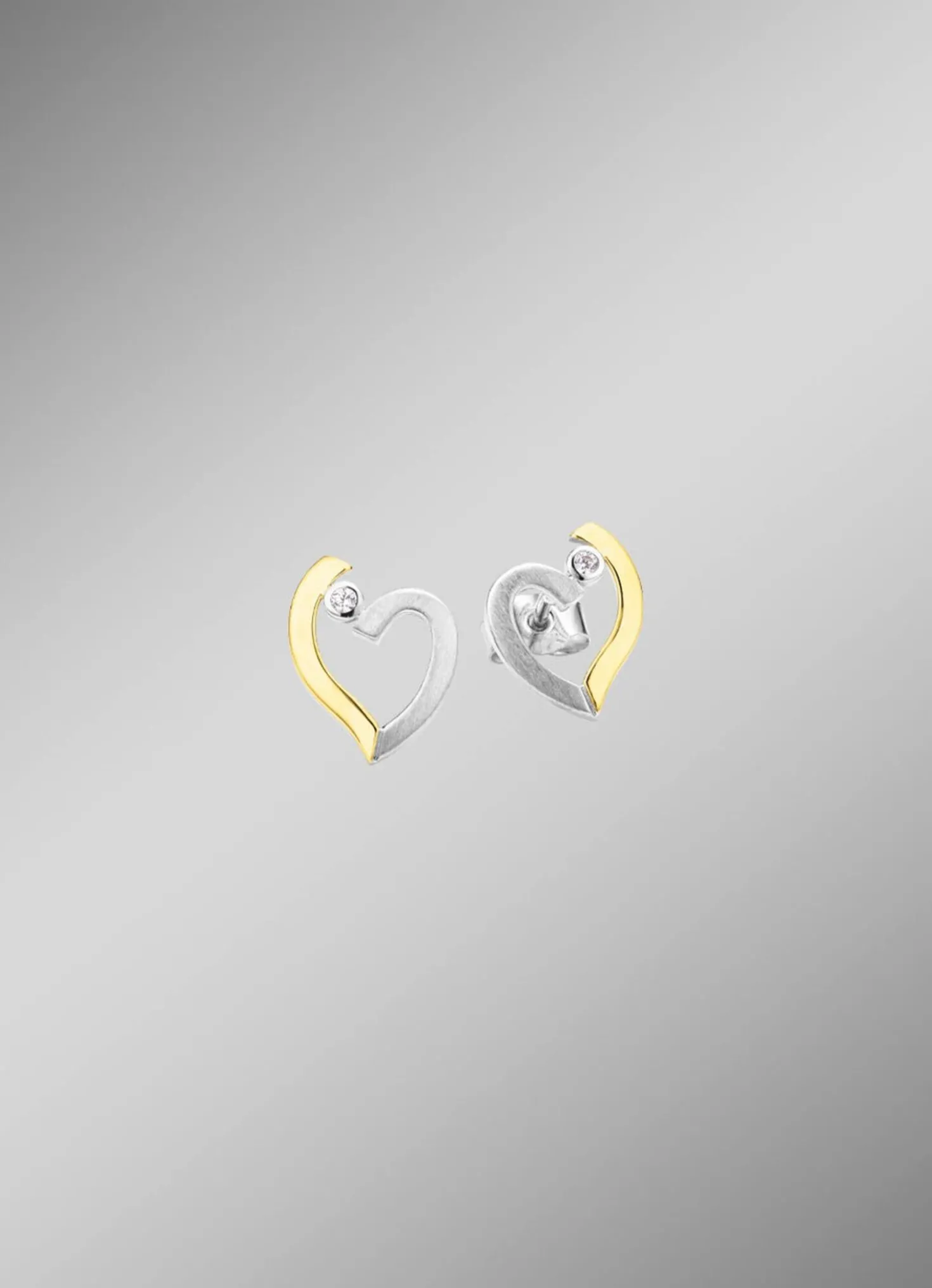 Herz-Ohrstecker in Bicolor mit synth. Zirkonia