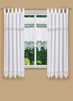 Hochwertige und blickdichte Fensterdekoration