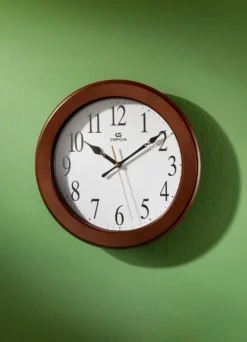 Hochwertige Wanduhr aus Holz