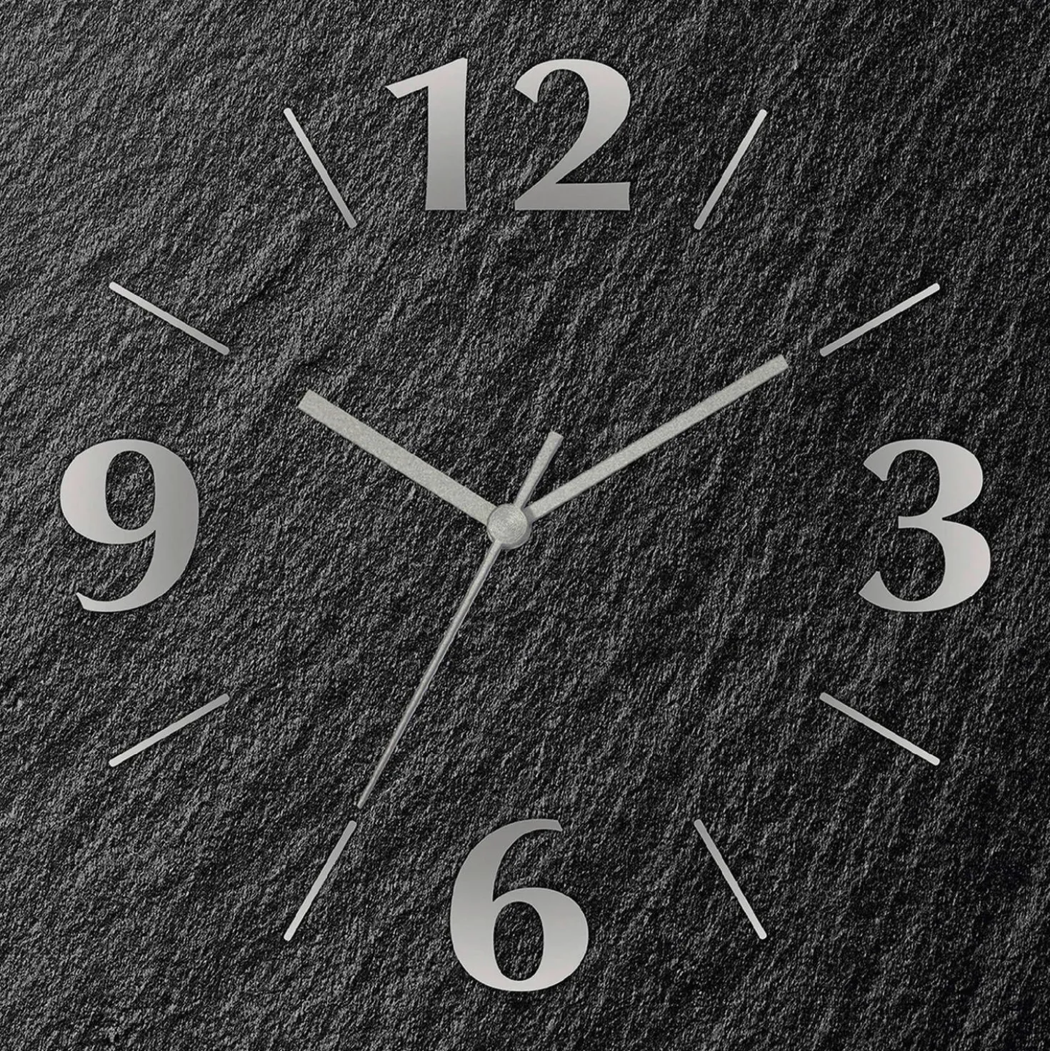 Hochwertige Wanduhr in Schiefer-Optik