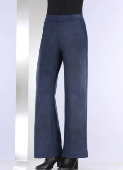 Hose in bequemer Weite