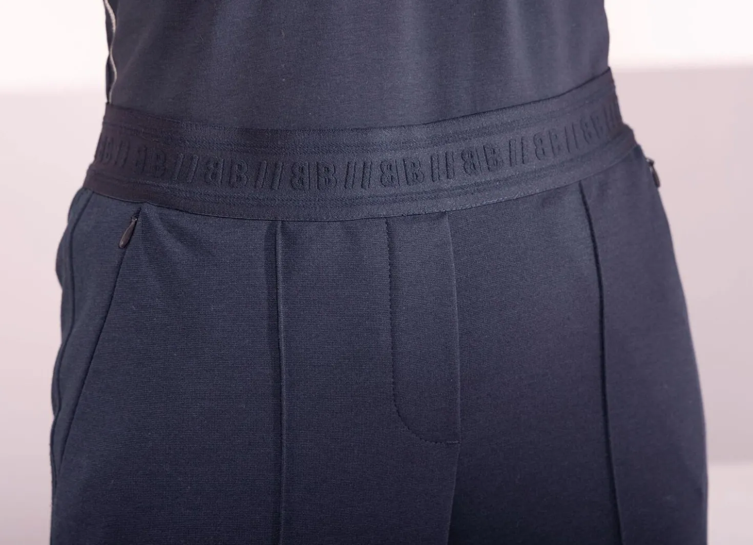 Hose mit Dehnbund