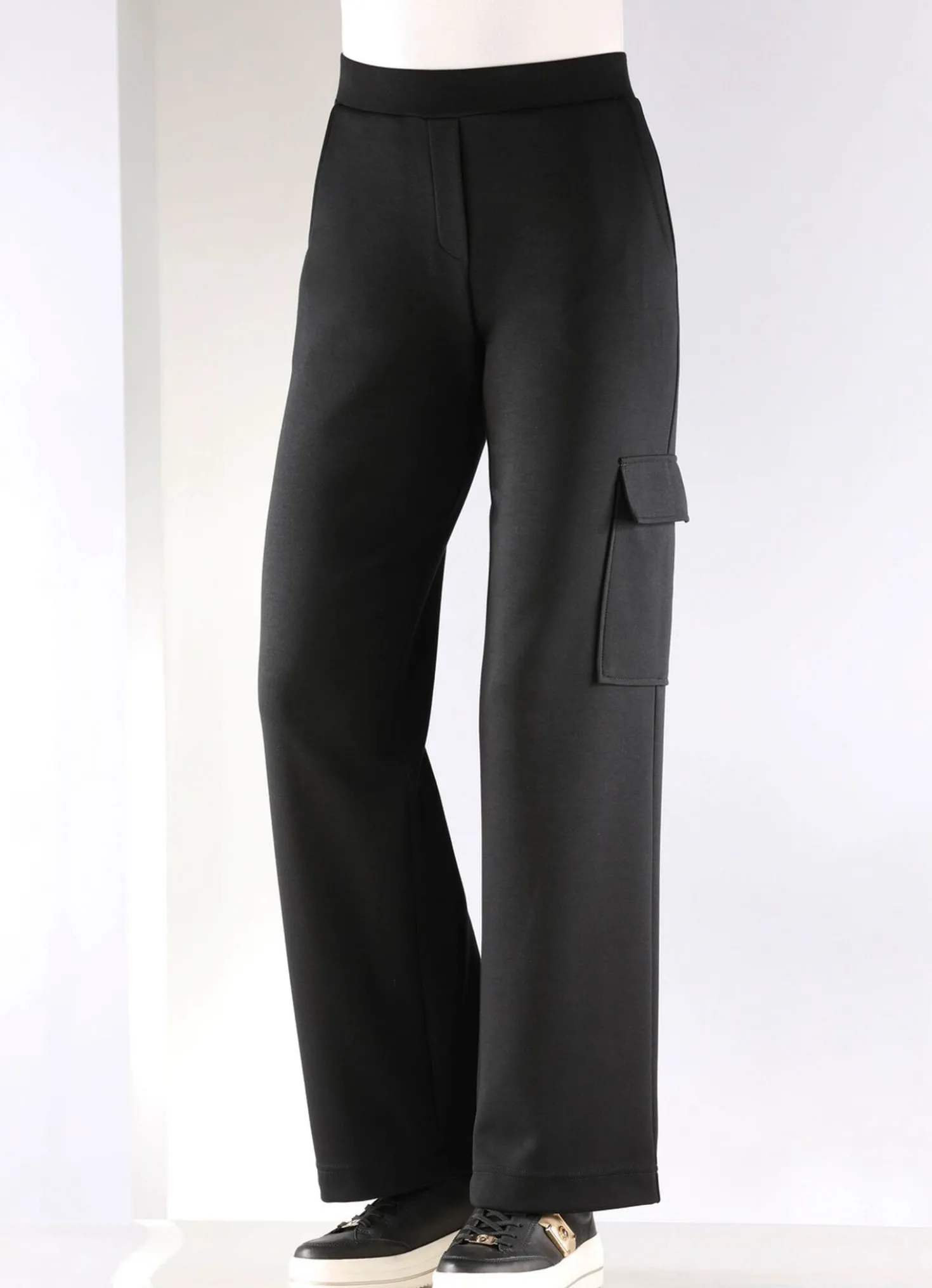 Hose mit Pattentasche in Cargo-Optik