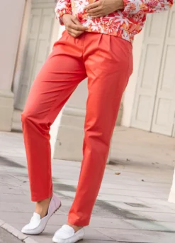 Hose mit sportivem Chic