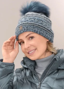 Interessante Damen-Mütze, mit Bommel