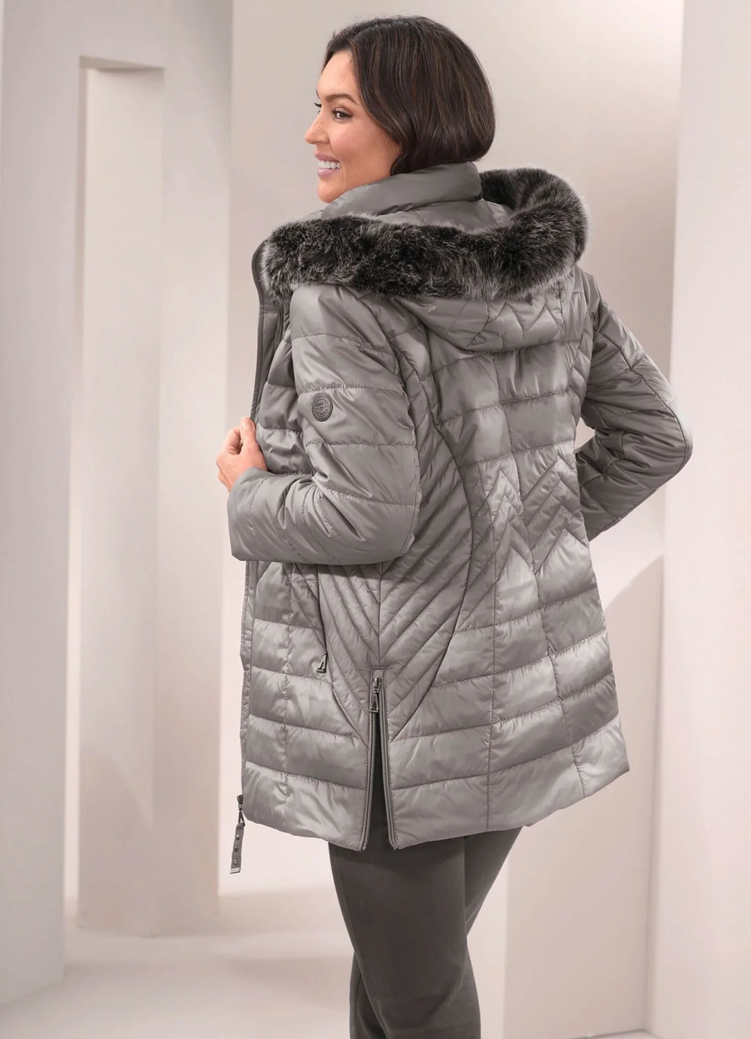 Jacke mit abnehmbarem Kunstpelz-Besatz