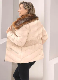 Jacke mit abnehmbarem Kunstpelz-Besatz am Kragen
