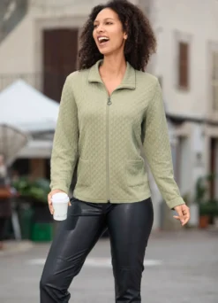 Jacke mit aufgesetzten Taschen