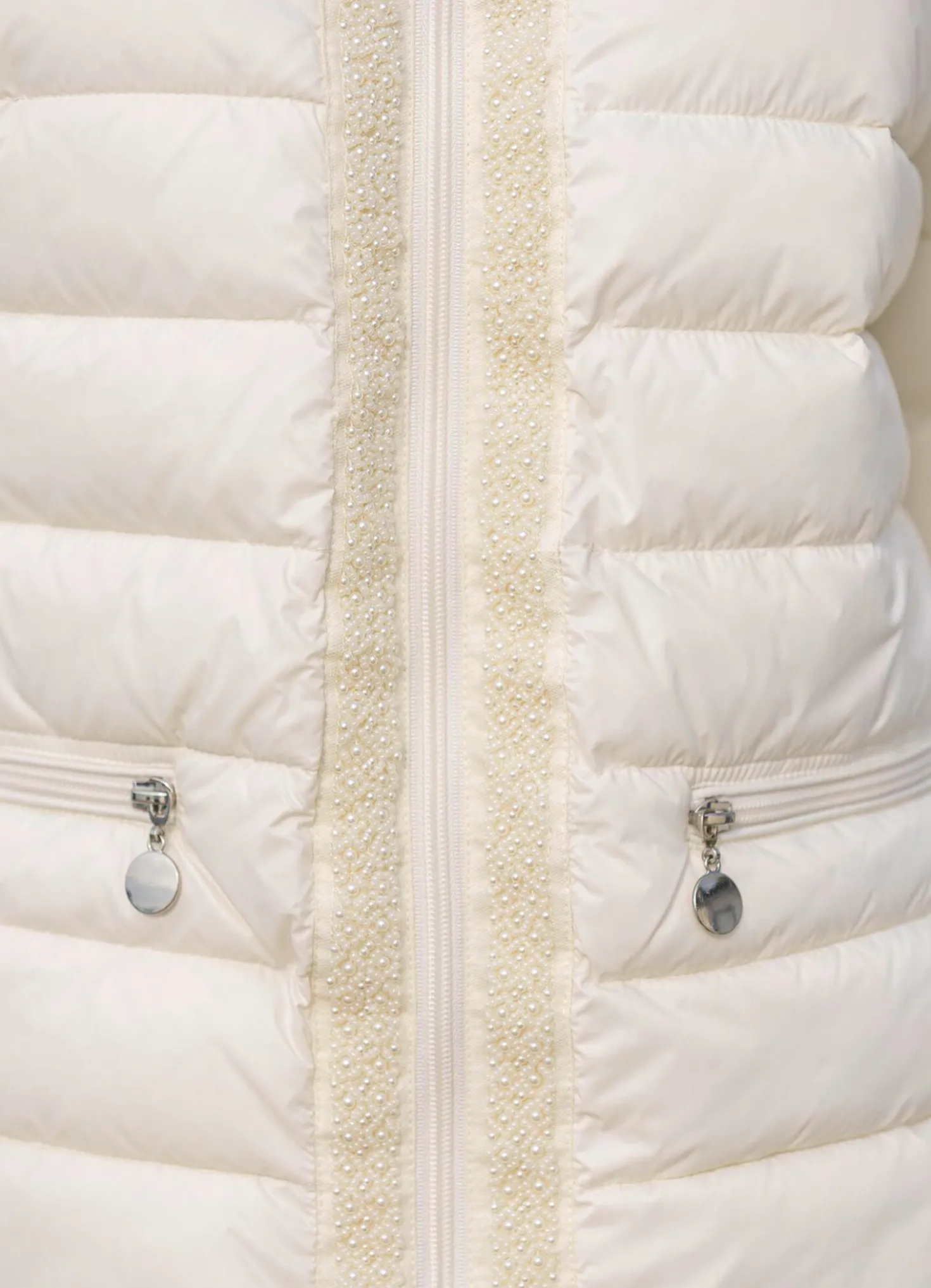 Jacke mit dekorativer Perlenzier