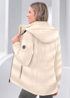 Jacke mit leicht verlängertem, abgerundetem Rückteil