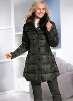 Jacke mit Reptildessin