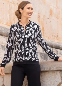 Jacke mit schwarzen Rippenbündchen