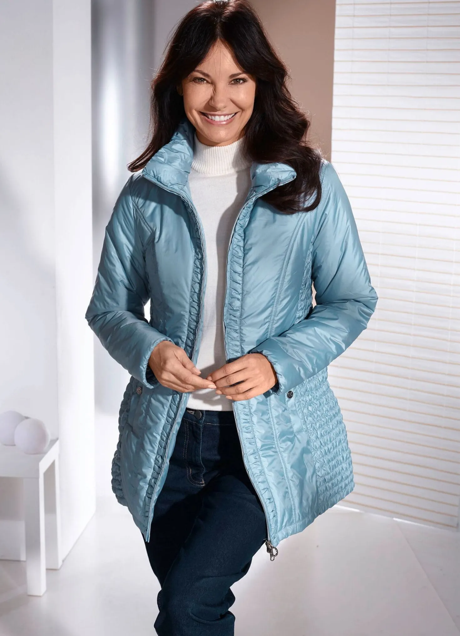Jacke mit Smokeinsätzen