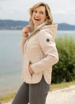 Jacke mit trendgenauem Laserstepp