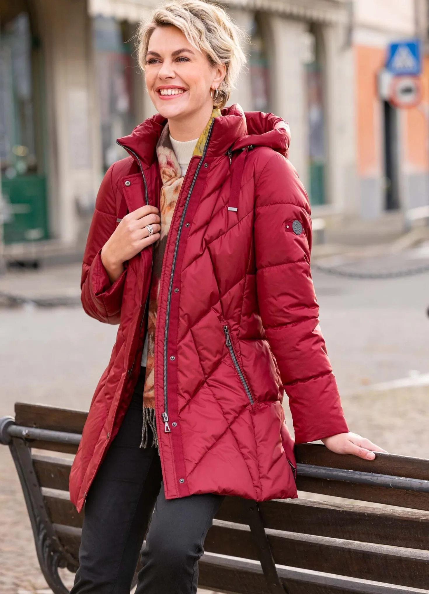 Jacke mit umschlagbaren Ärmeln
