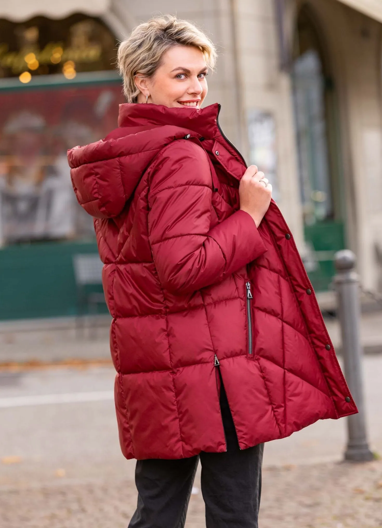 Jacke mit umschlagbaren Ärmeln