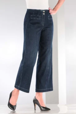 Jeans mit aktueller Beinweite