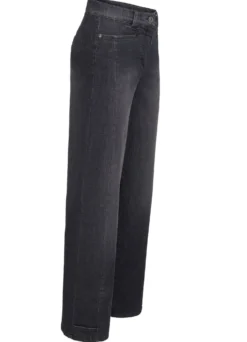 Jeans mit aktueller Beinweite
