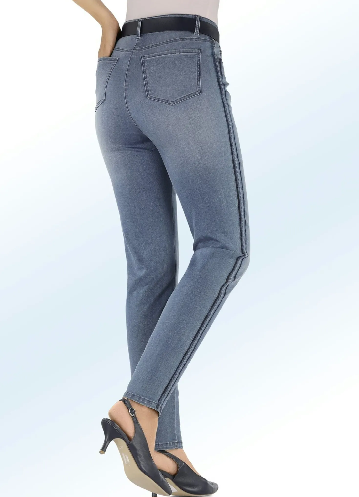 Jeans mit angesagtem Galonstreifen