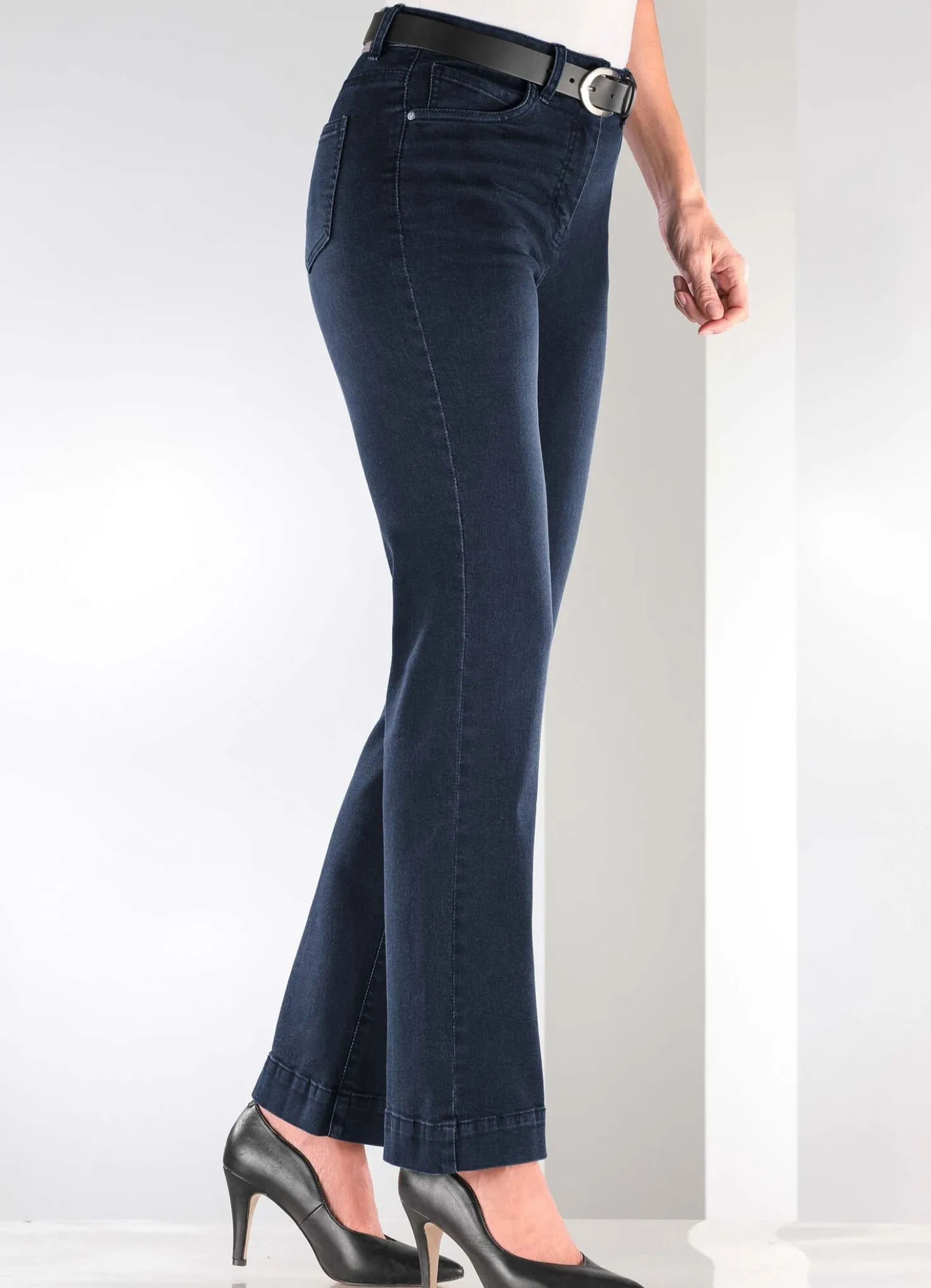 Jeans mit geradem Beinverlauf