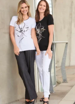 Jeans mit leicht ausgestellter Beinweite