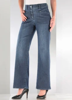Jeans mit modisch weitem Bein
