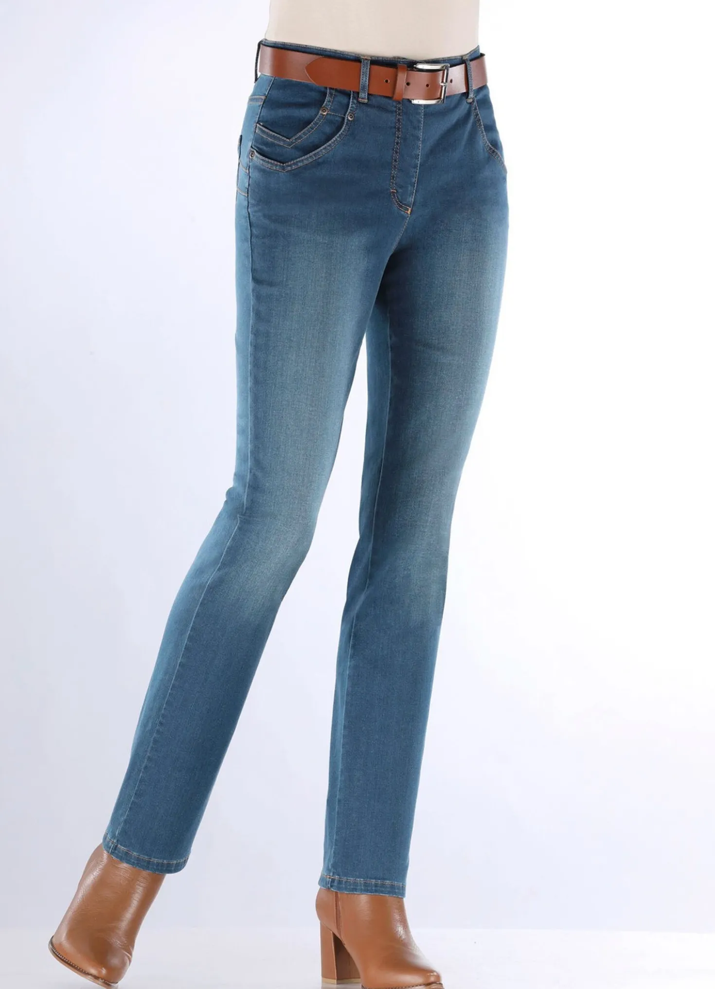 Jeans mit raffinierter Taschenlösung