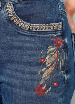 Jeans mit schöner Stickerei im Ethno-Stil