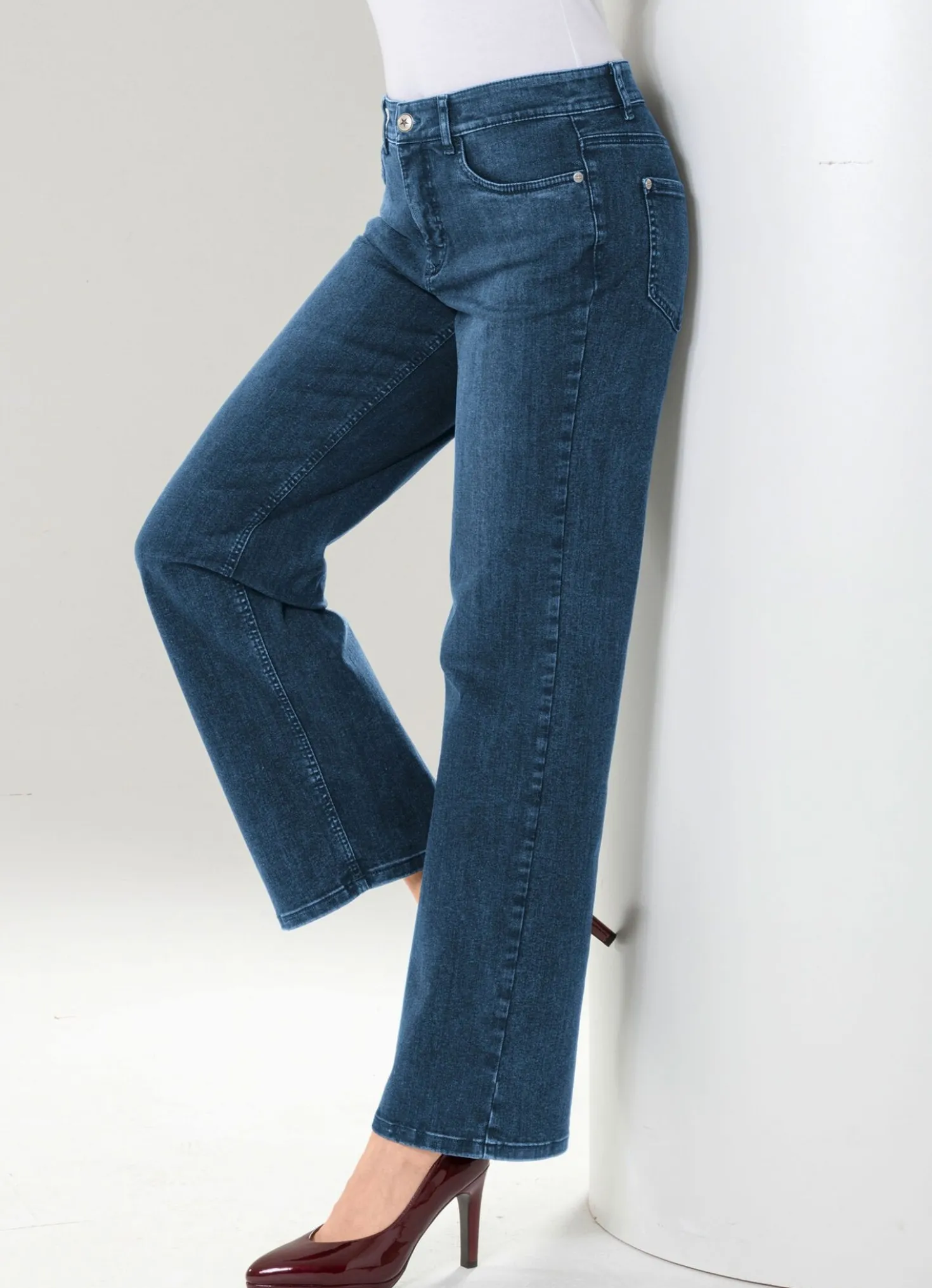 Jeans mit Stern-Details