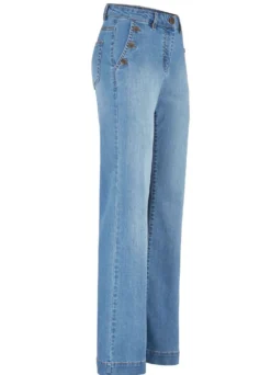 Jeans mit trendigen Zierknöpfen