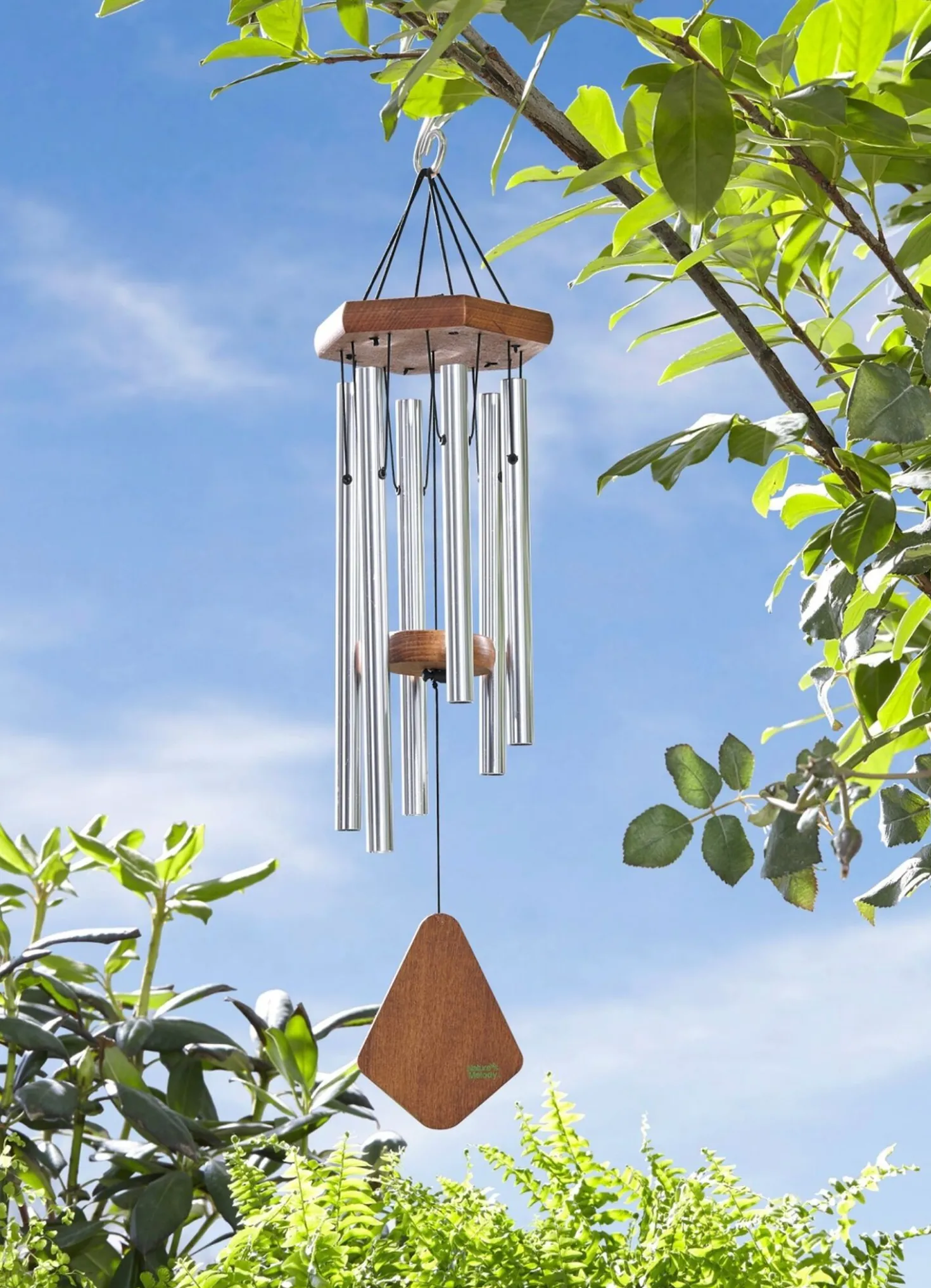Klangspiel aus Aluminium und Buchenholz