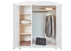 Kleiderschrank aus massiver Kiefer