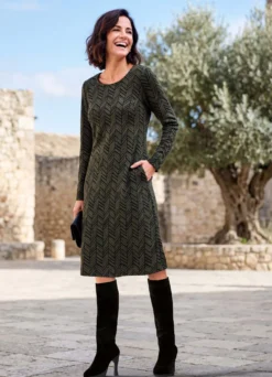 Kleid in Schlupfform