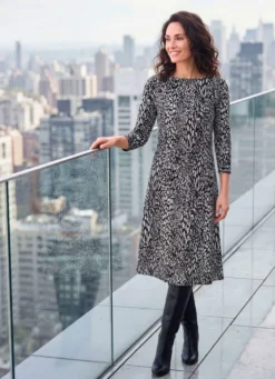 Kleid in Schlupfform