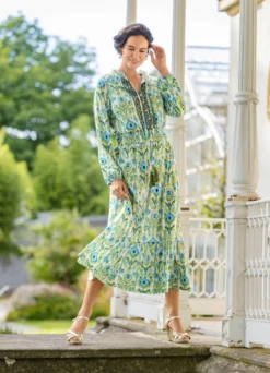 Kleid in Schlupfform