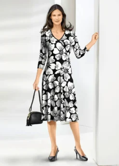 Kleid in Wickeloptik