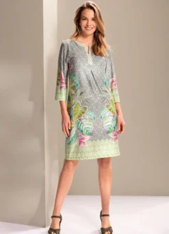 Kleid mit tollem Bordürendruck