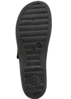 Klettschuh aus elastischem Textilmaterial
