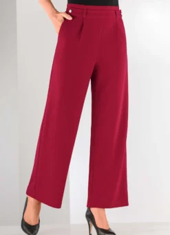 Knöchellange Hose in modischer Weite
