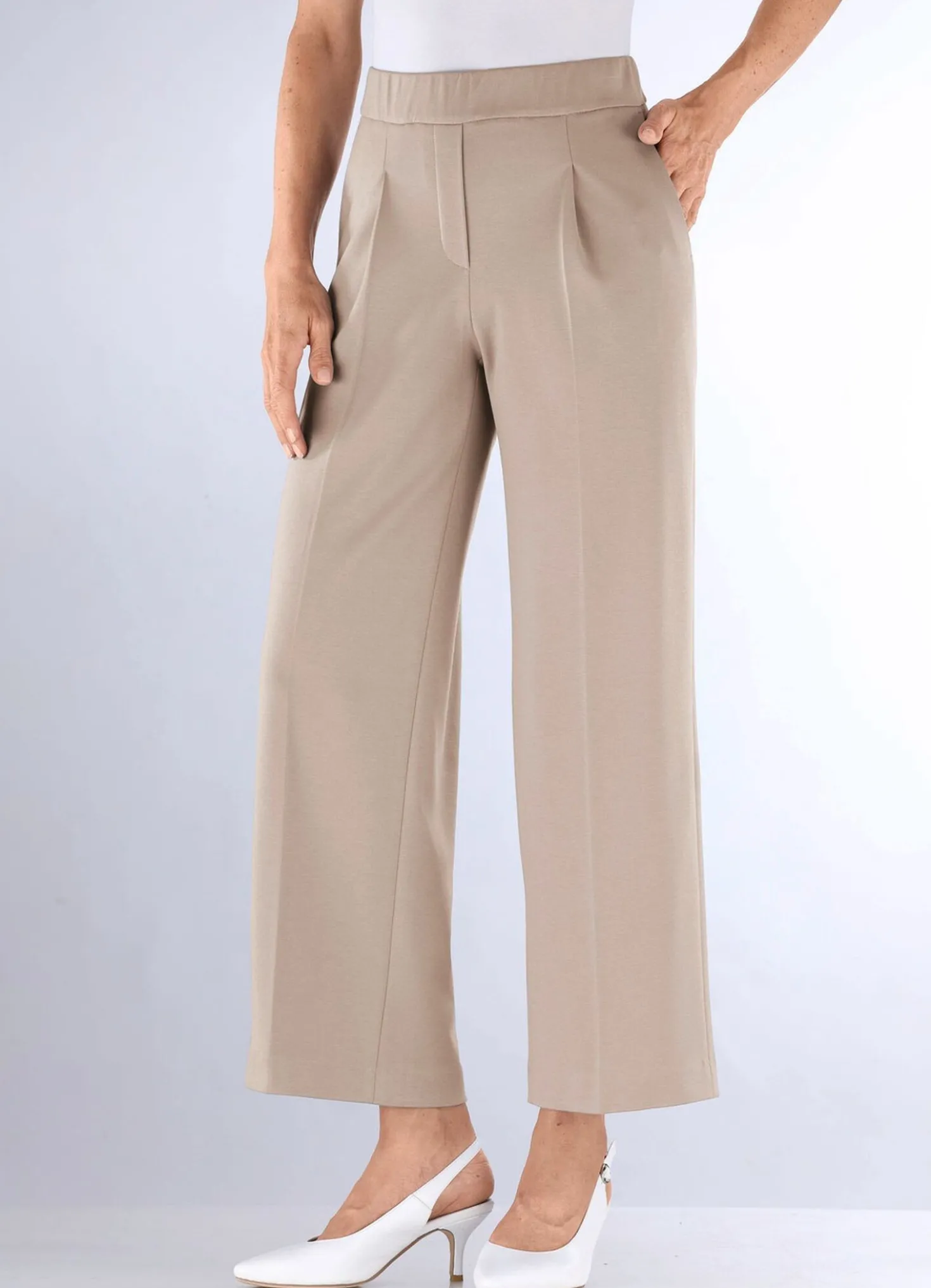 Knöchellange Hose mit weitem Bein