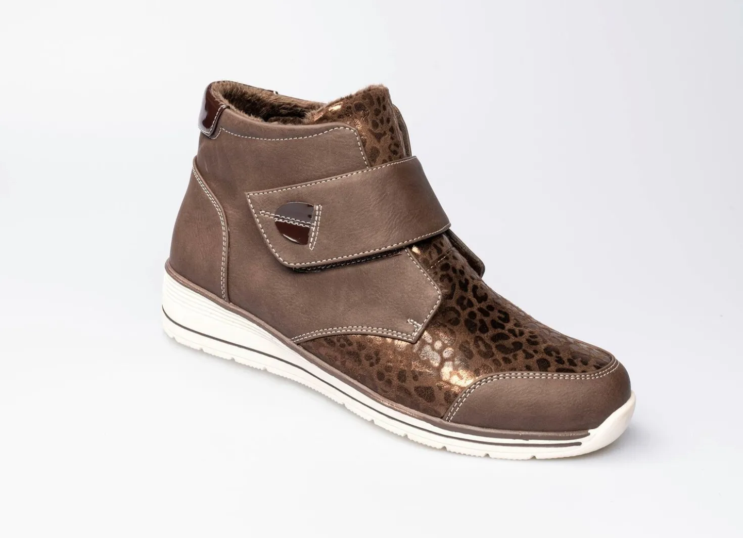 Komfort-Stiefelette im angesagten Leo-Look