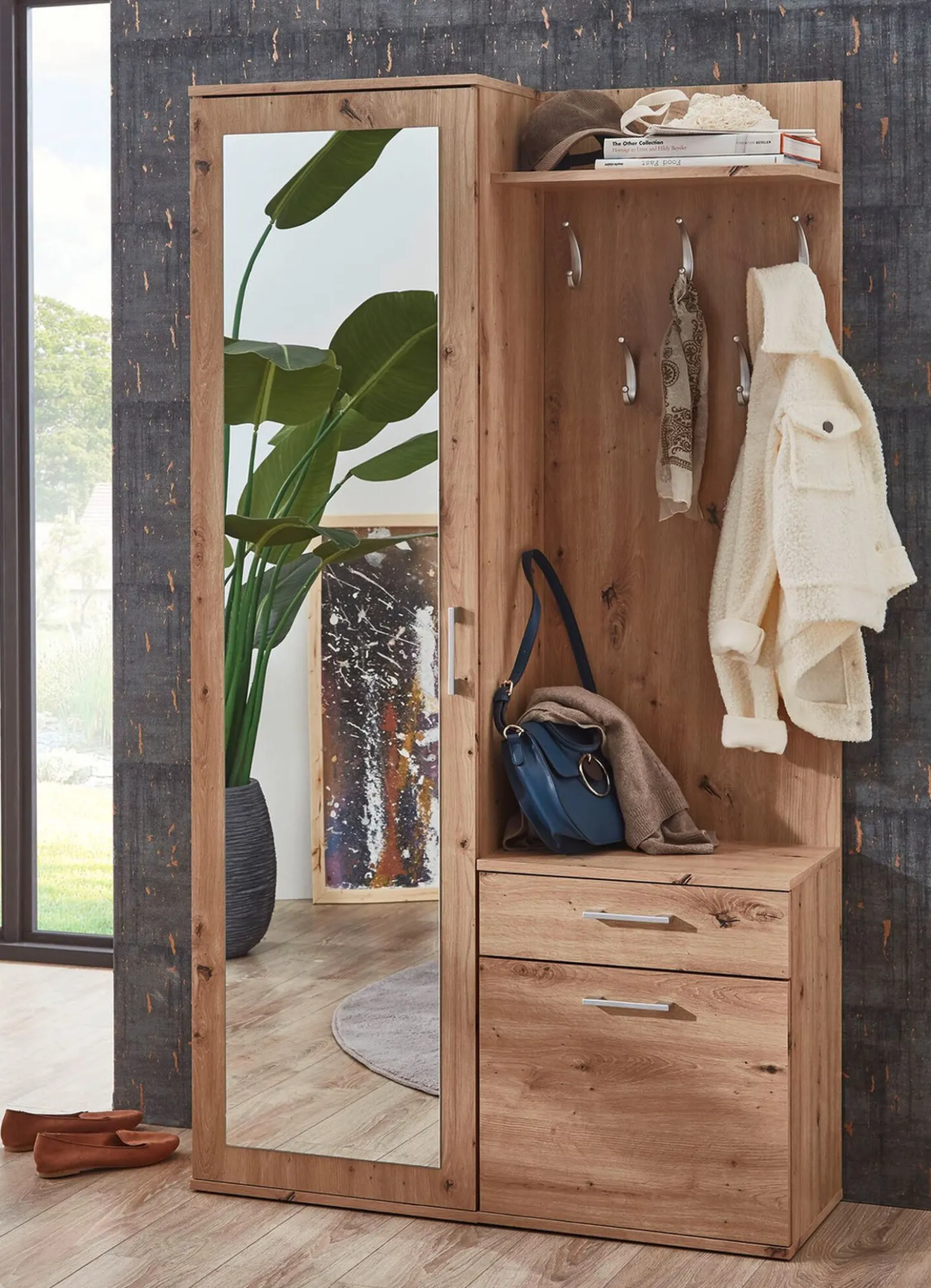 Kompaktgarderobe mit Spiegel