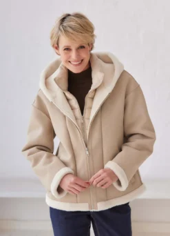 Kurzjacke mit heraustrennbarem Westeneinsatz