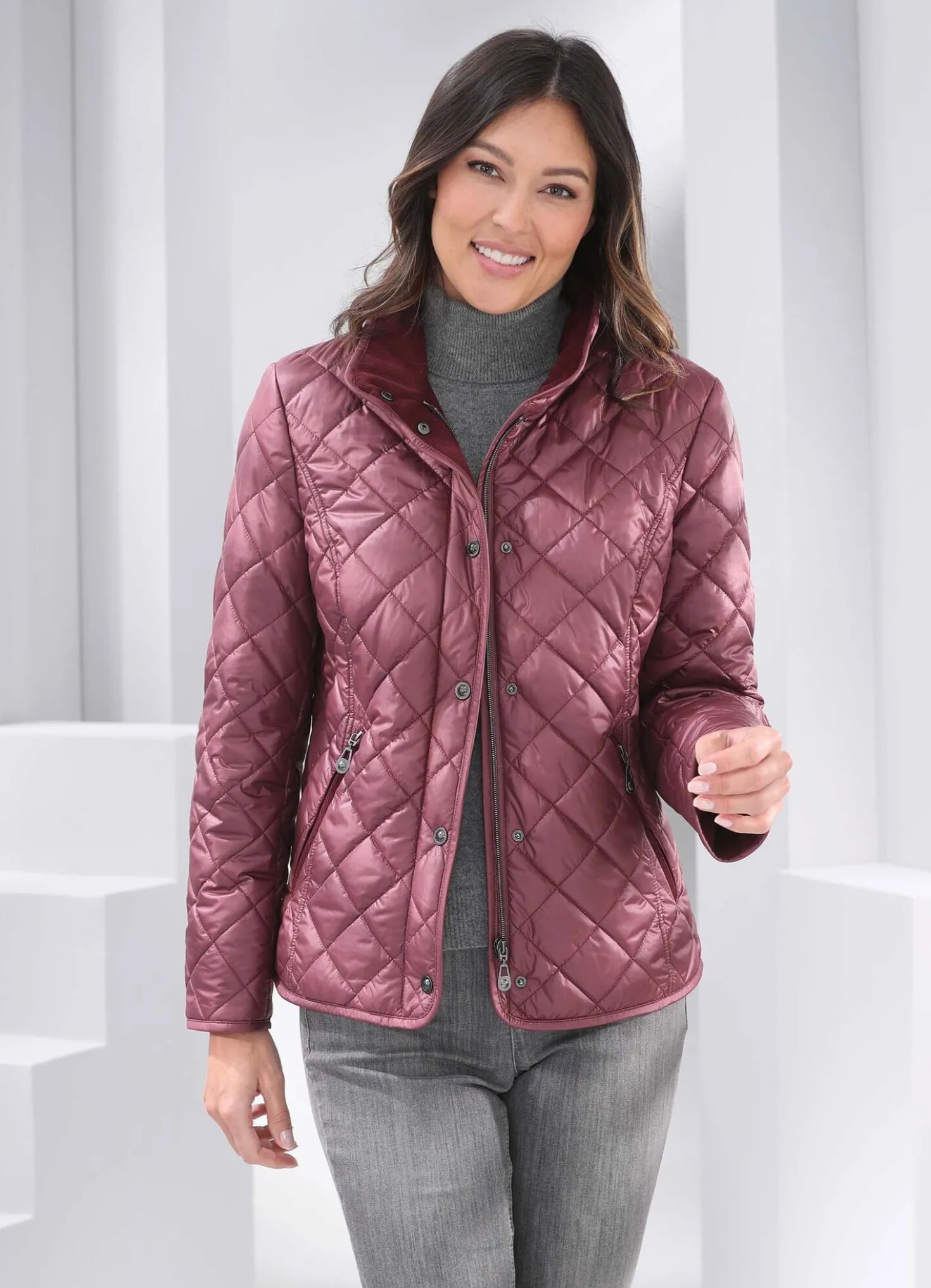 Kurzjacke mit Rautenstepp
