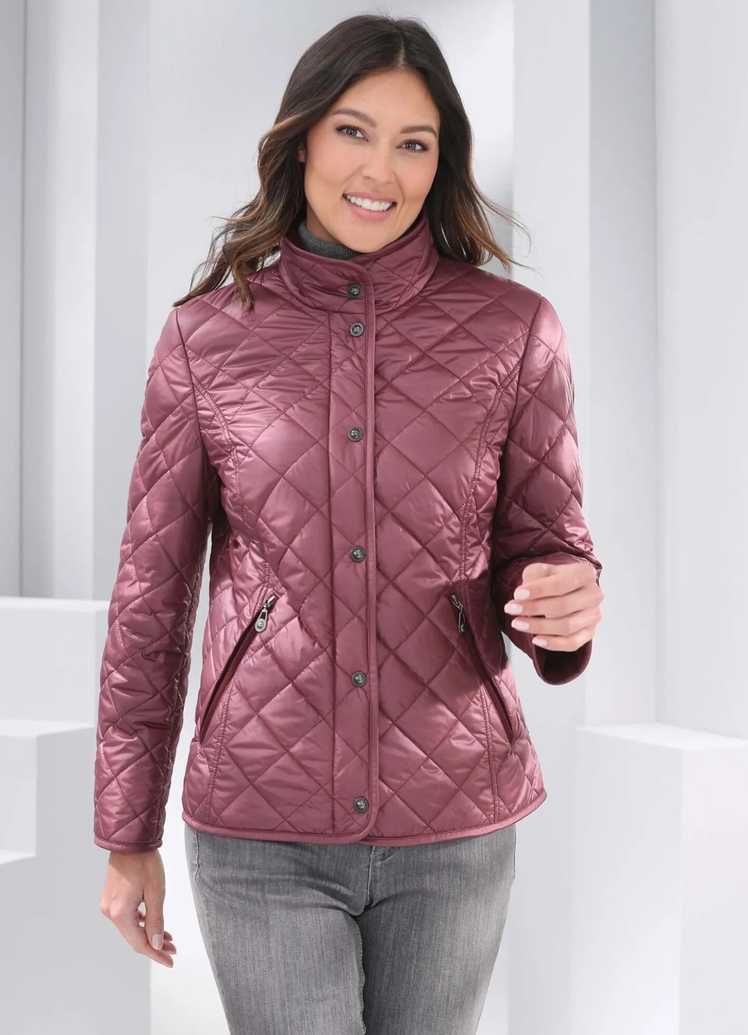 Kurzjacke mit Rautenstepp