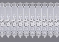 Kurzstore mit Blumen in Macramé-Spitze