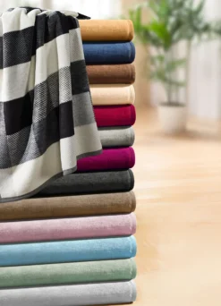Kuschelig-weiche Schlafdecke Cotton Home