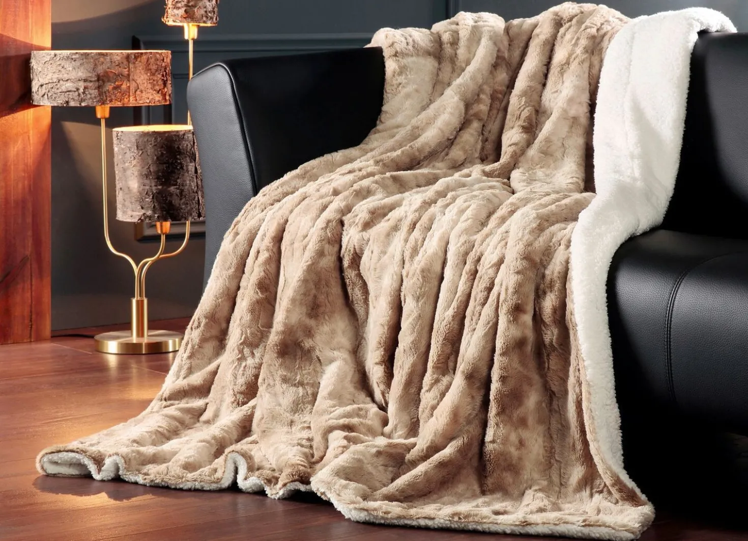 Kuschelweiche und wärmende Wohndecke