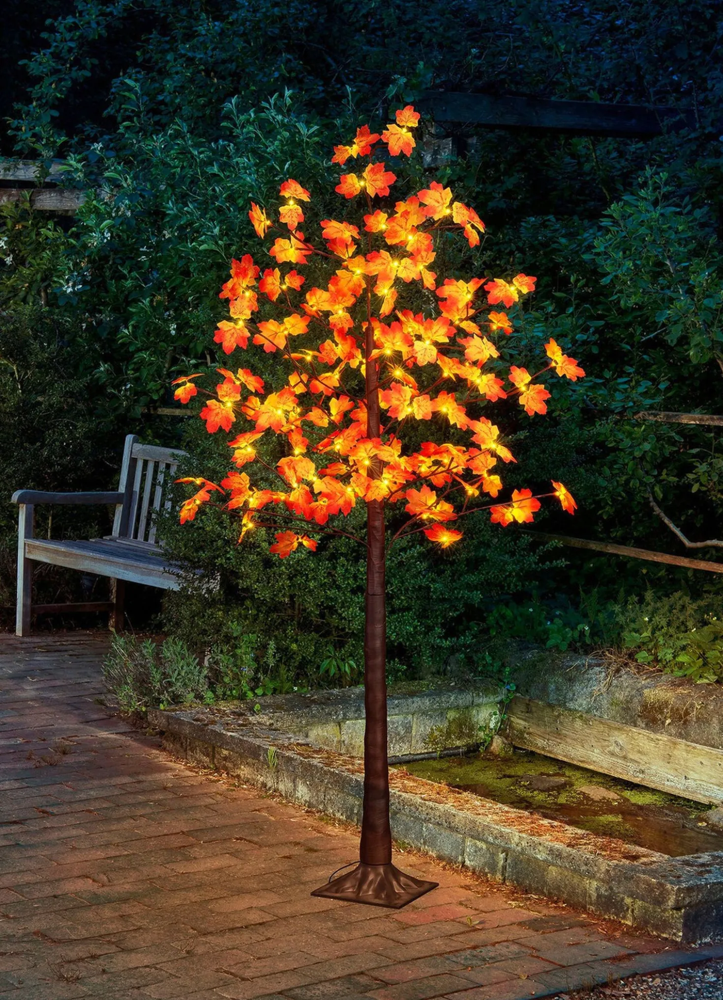 LED-Ahorn-Baum mit herbstlicher Blattfärbung