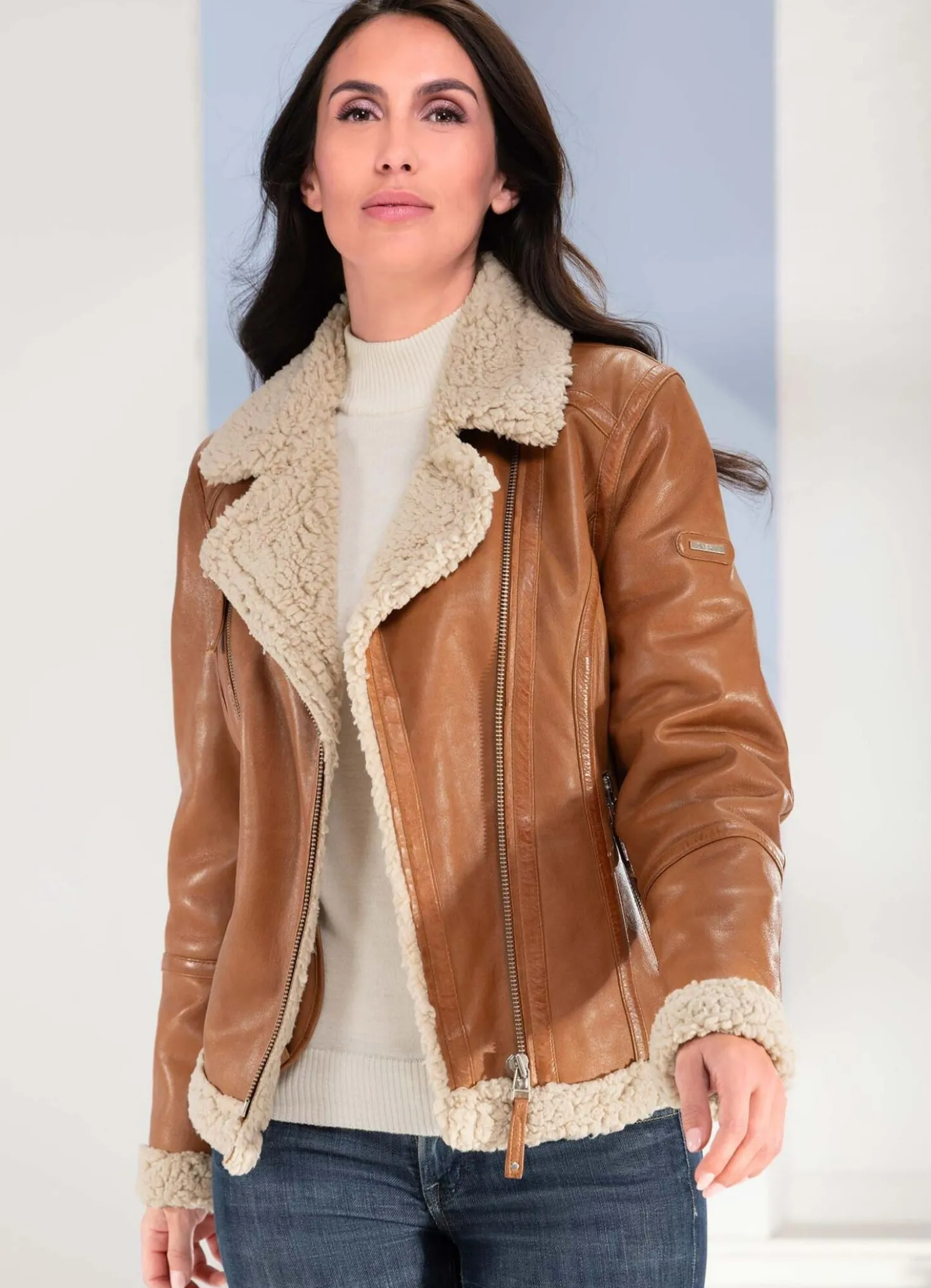 Lederkurzjacke mit Umlegekragen